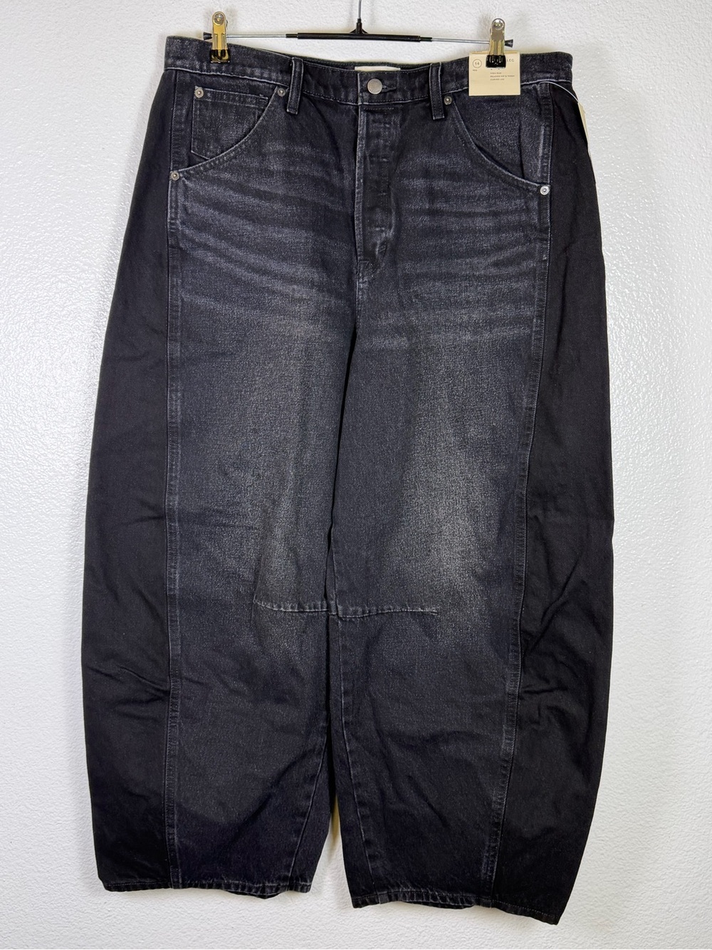Universal Thread Women's High Rise Curved Leg Ankle Black Jeans Relaxed Fit 14